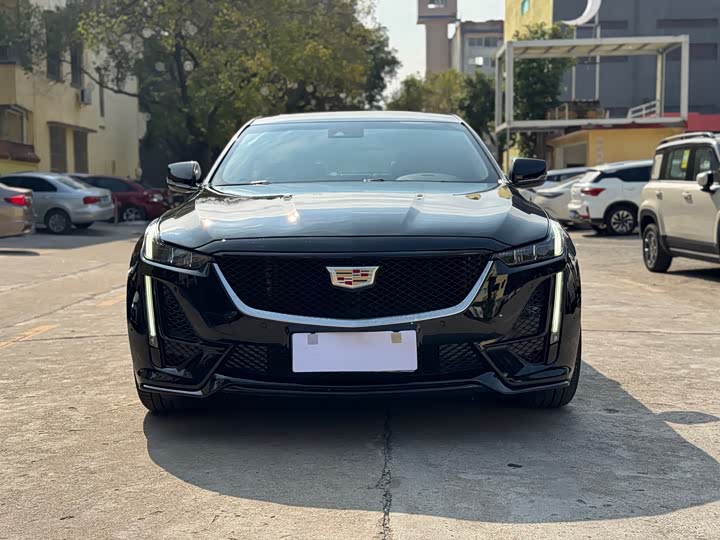 Фото 2 - Cadillac CT5