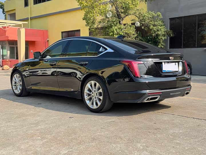 Фото 6 - Cadillac CT5