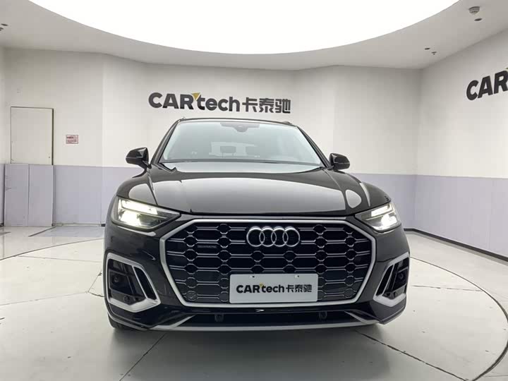 Фото 3 - Audi Q5L