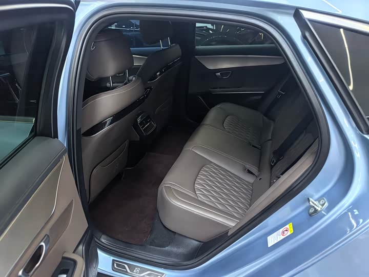 Фото 8 - BYD Han