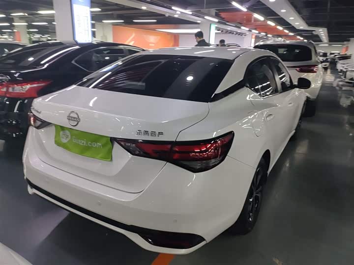 Фото 7 - Nissan Sylphy