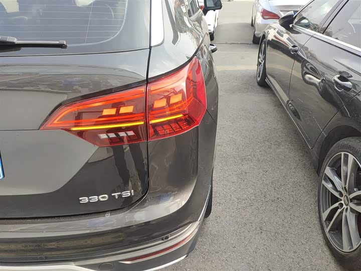 Фото 8 - Volkswagen Tayron