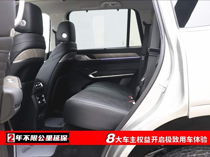 Фото 6 - Tank 500 Hybrid