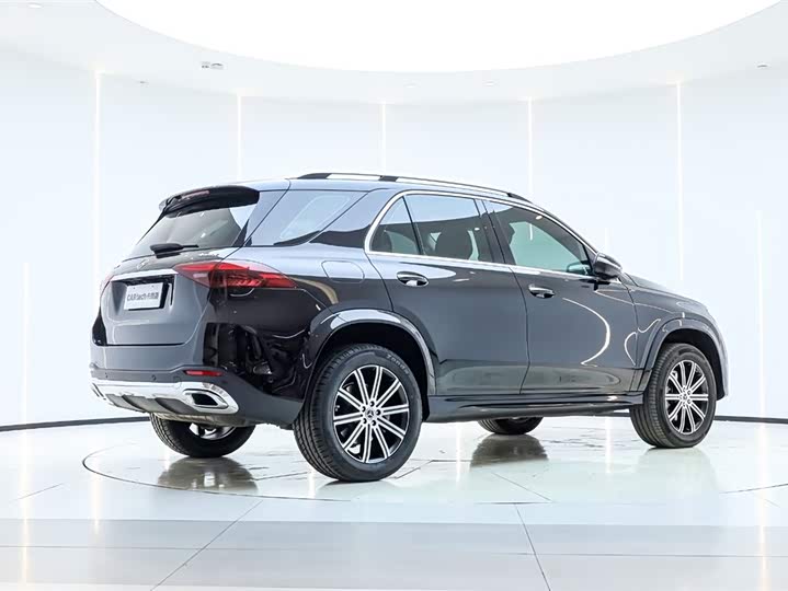 Фото 4 - Mercedes-Benz GLE-Class