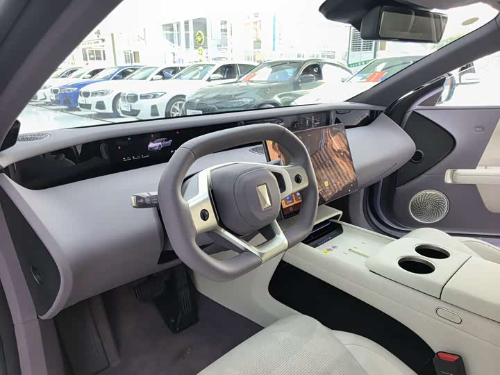 Фото 7 - Avatr 06