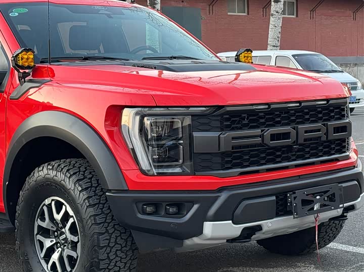 Фото 4 - Ford F-150 Raptor