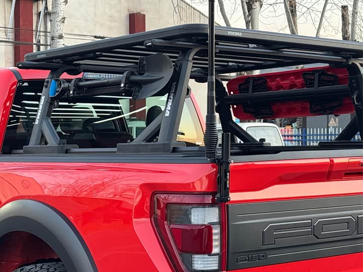 Фото 9 - Ford F-150 Raptor