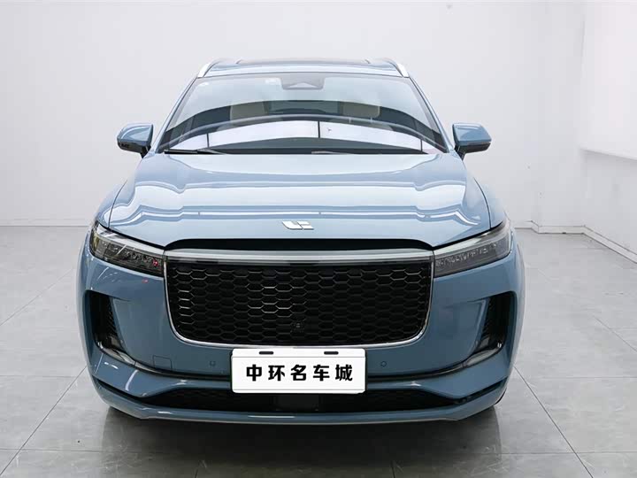 Фото 2 - LiXiang One