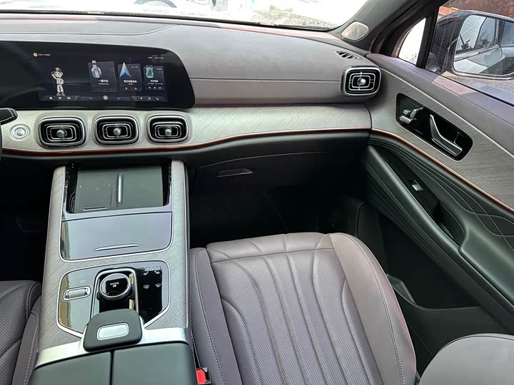 Фото 6 - Chery Tiggo 9