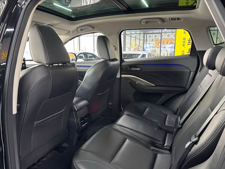 Фото 8 - Wey VV6