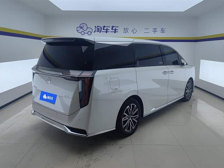 Фото 3 - GAC Trumpchi M8