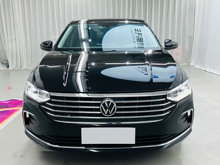 Фото 2 - Volkswagen Lavida