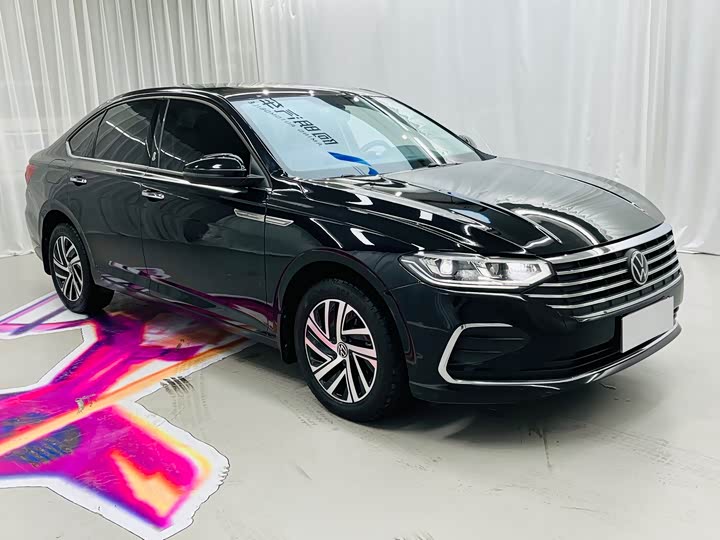 Фото 3 - Volkswagen Lavida