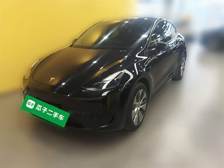 Фото 3 - Tesla Model Y