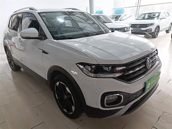 Фото 4 - Volkswagen Tacqua