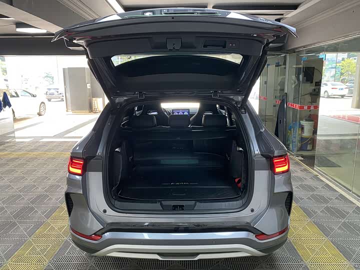 Фото 8 - BYD Song Plus Hybrid/EV