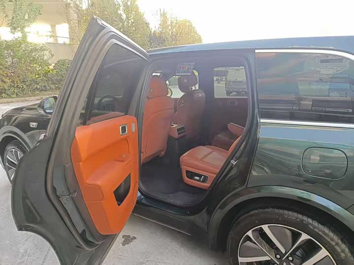 Фото 4 - LiXiang L9