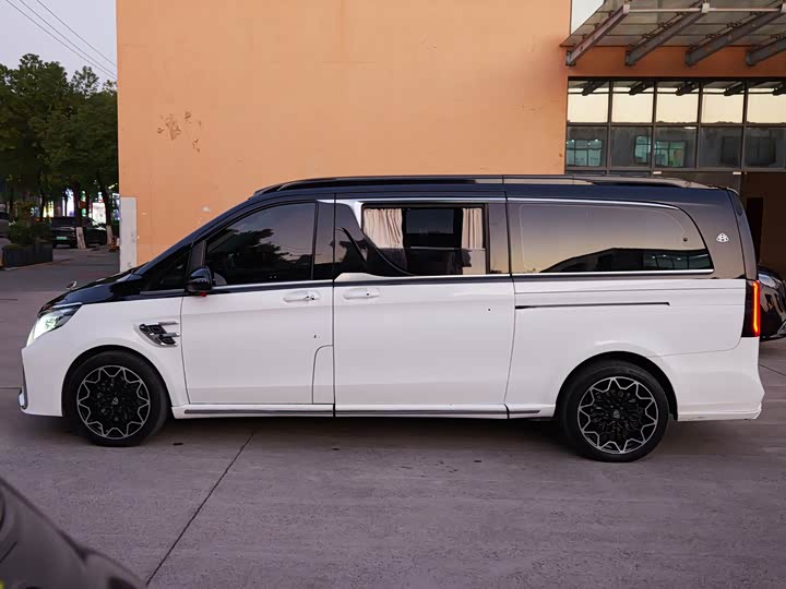 Фото 3 - Mercedes-Benz Vito