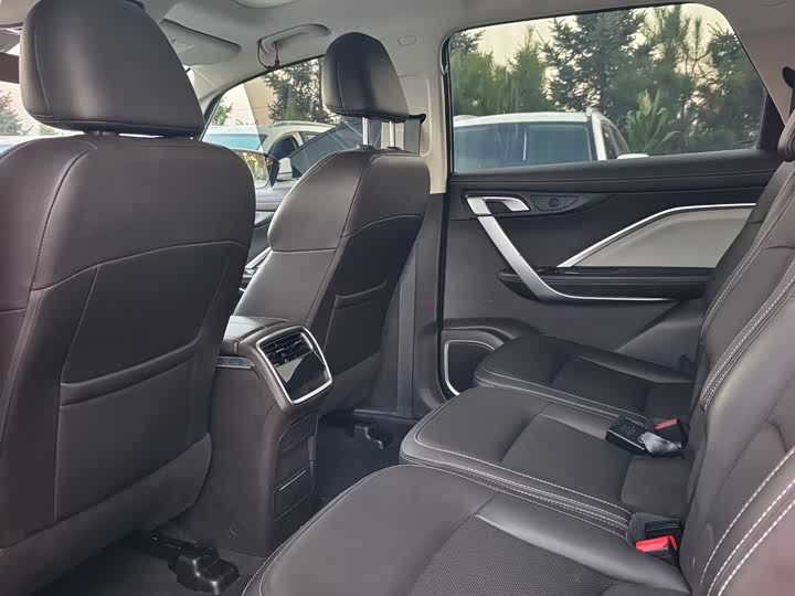 Фото 7 - Geely Jiaji