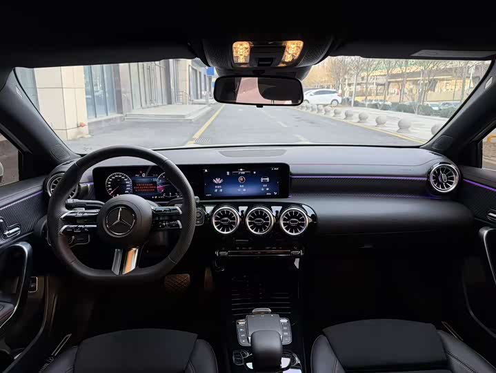 Фото 9 - Mercedes-Benz A-Class