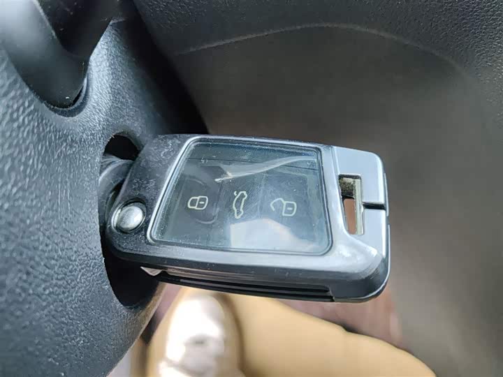 Фото 9 - Volkswagen Lamando L