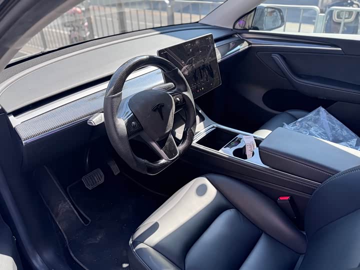 Фото 5 - Tesla Model Y