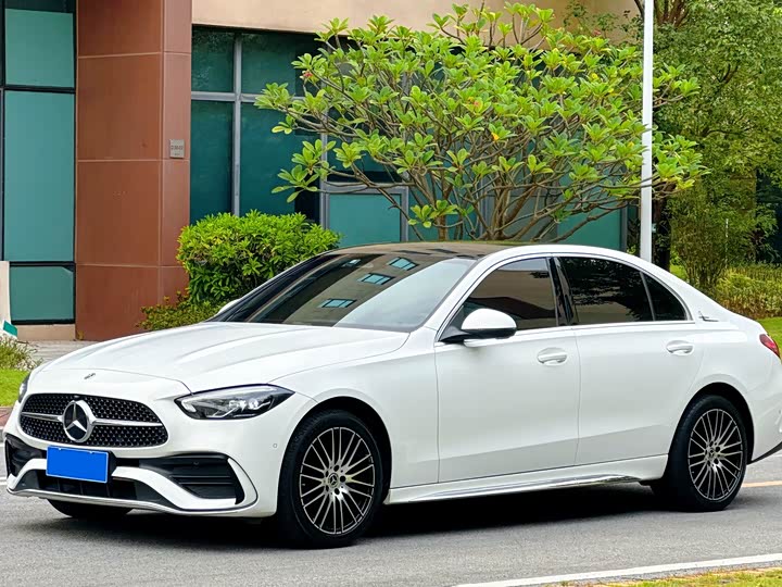 Фото 1 - Mercedes-Benz C-Class