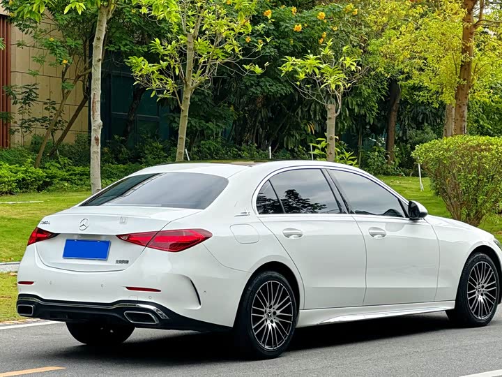 Фото 6 - Mercedes-Benz C-Class