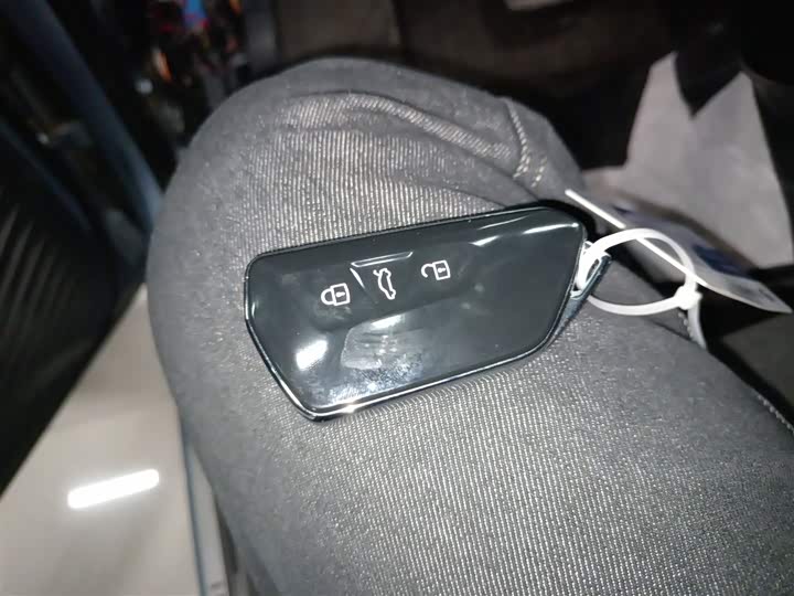 Фото 9 - Volkswagen ID.4 X