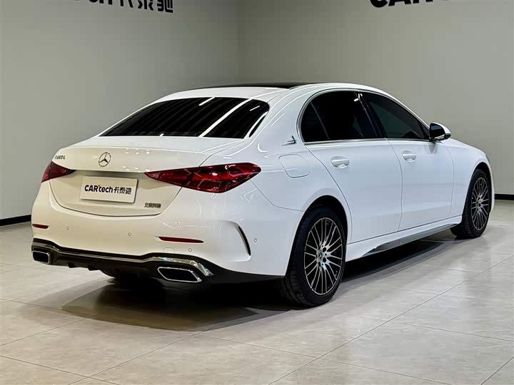 Фото 3 - Mercedes-Benz C-Class