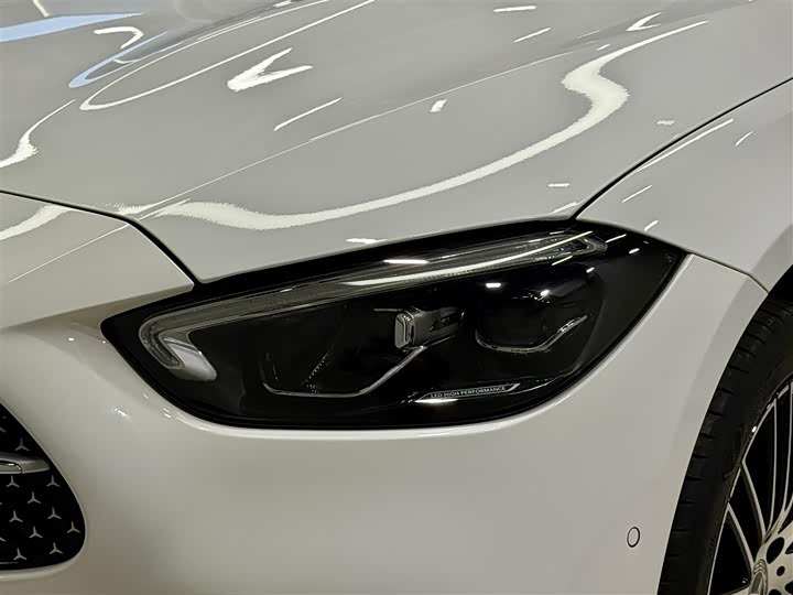 Фото 7 - Mercedes-Benz C-Class