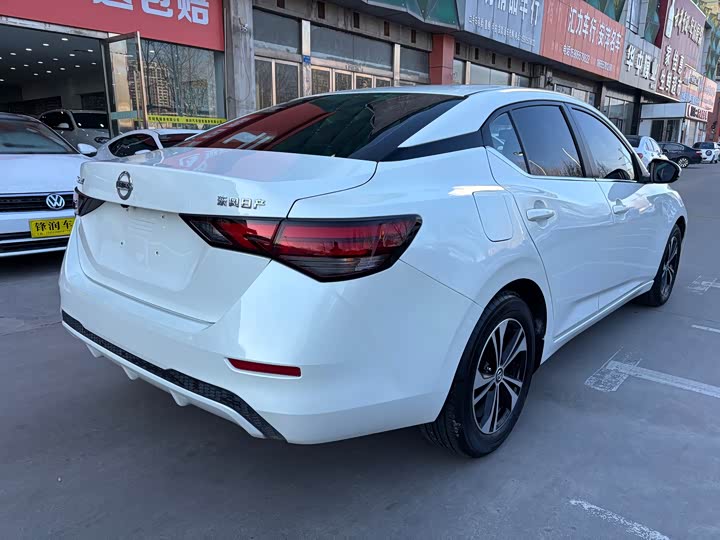 Фото 7 - Nissan Sylphy