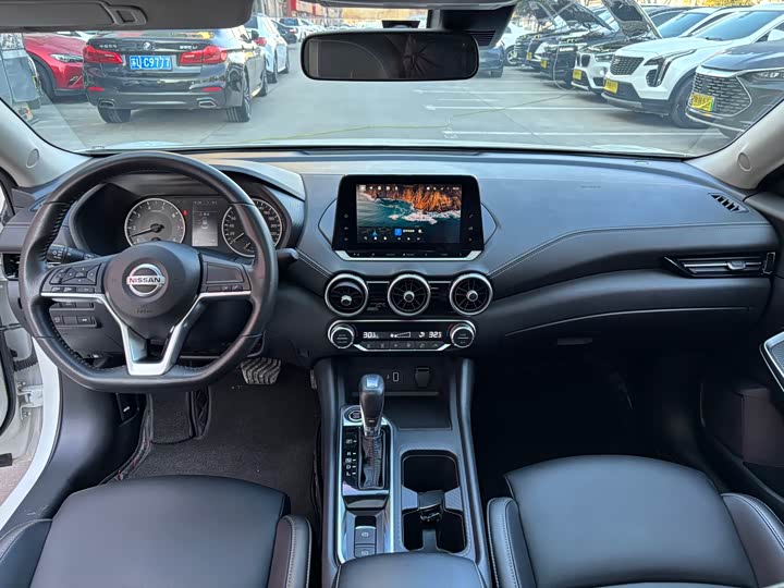 Фото 9 - Nissan Sylphy