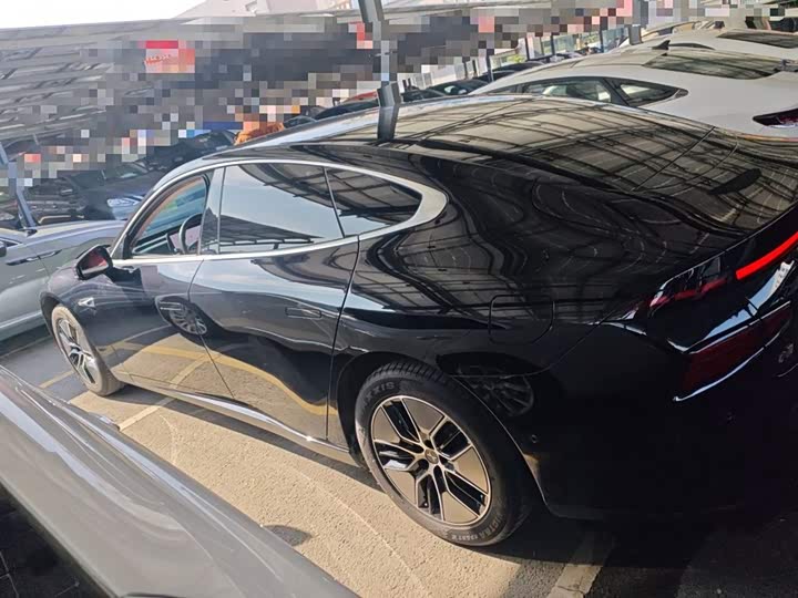 Фото 5 - XPeng P7