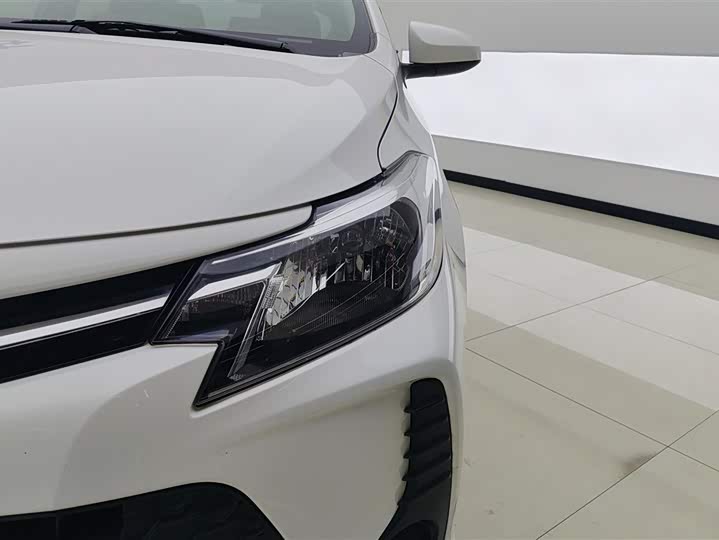 Фото 5 - Toyota Vios FS