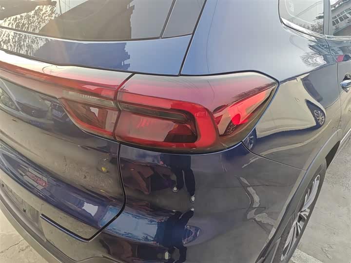 Фото 8 - Chery Tiggo 8