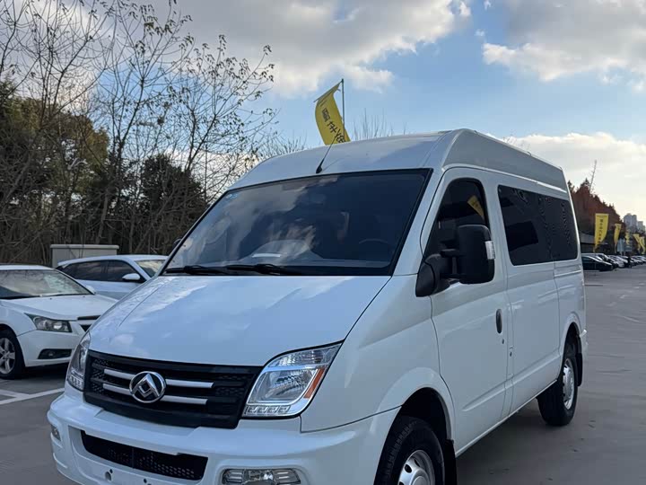 Фото 1 - Maxus V80