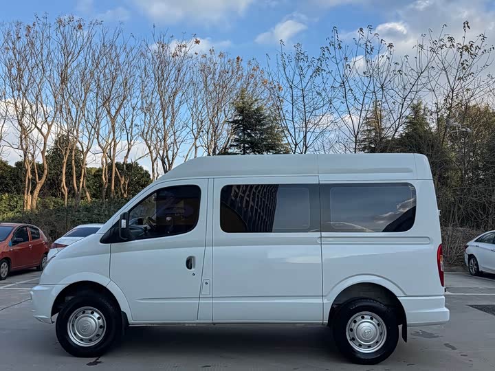 Фото 3 - Maxus V80