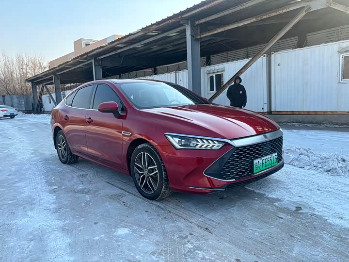 Фото 3 - BYD Qin Plus