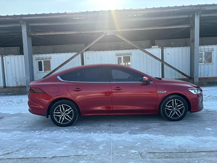 Фото 8 - BYD Qin Plus