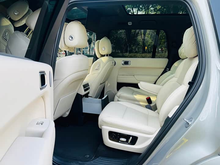 Фото 9 - LiXiang L9