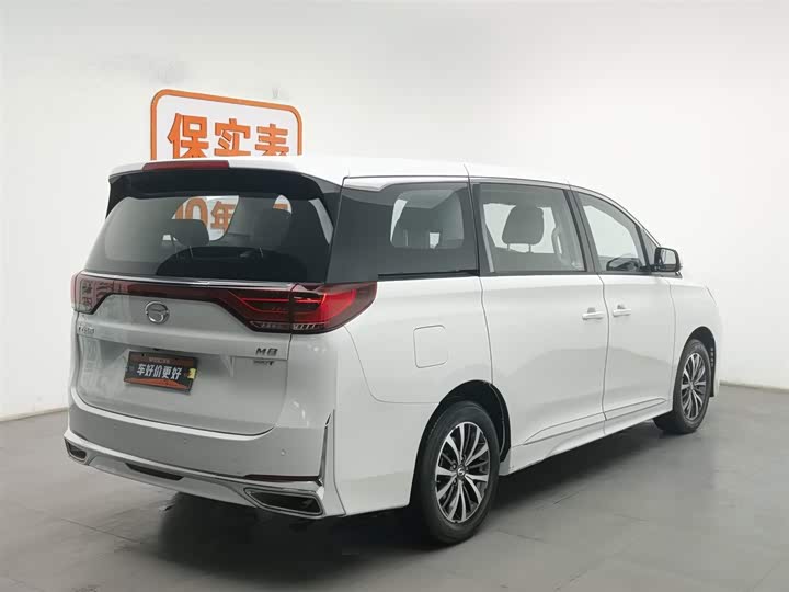 Фото 2 - GAC Trumpchi M8