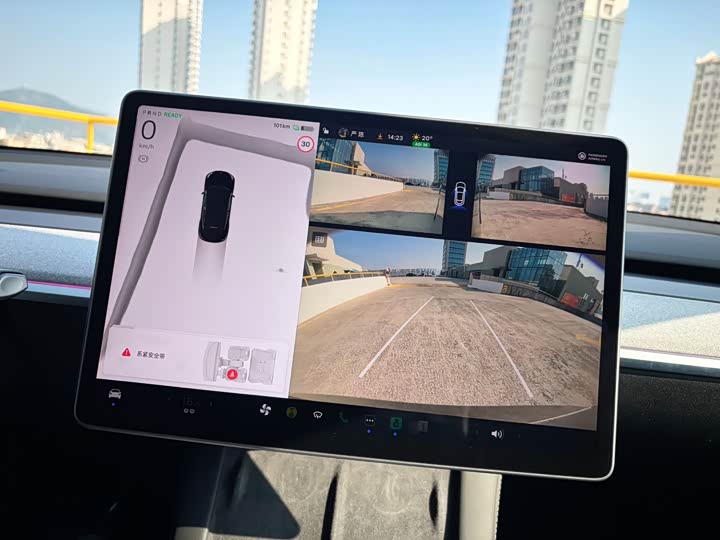 Фото 8 - Tesla Model Y