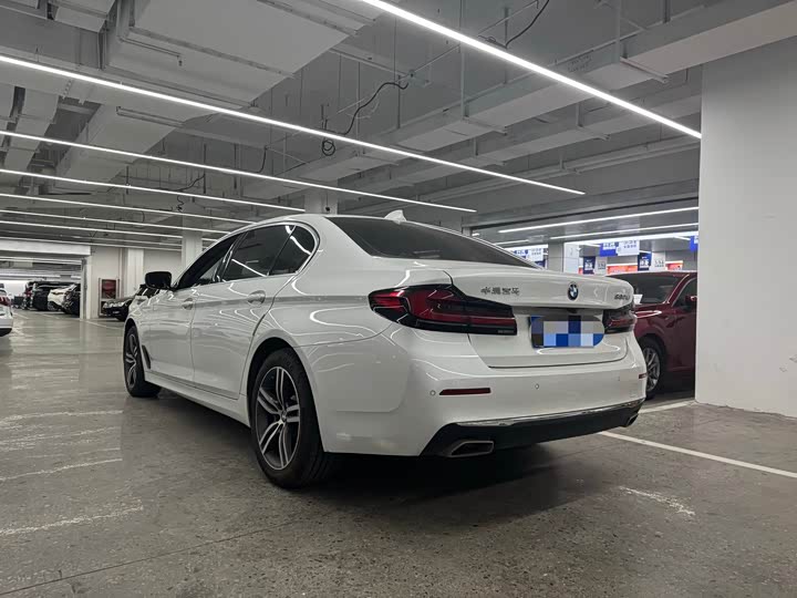 Фото 7 - BMW 5 Series