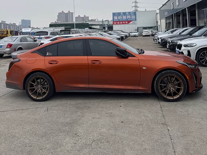 Фото 3 - Cadillac CT5