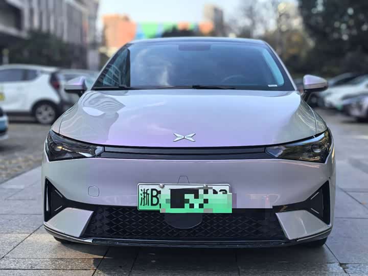 Фото 2 - XPeng P5