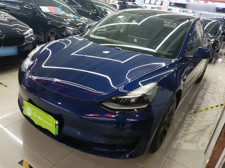 Фото 5 - Tesla Model 3
