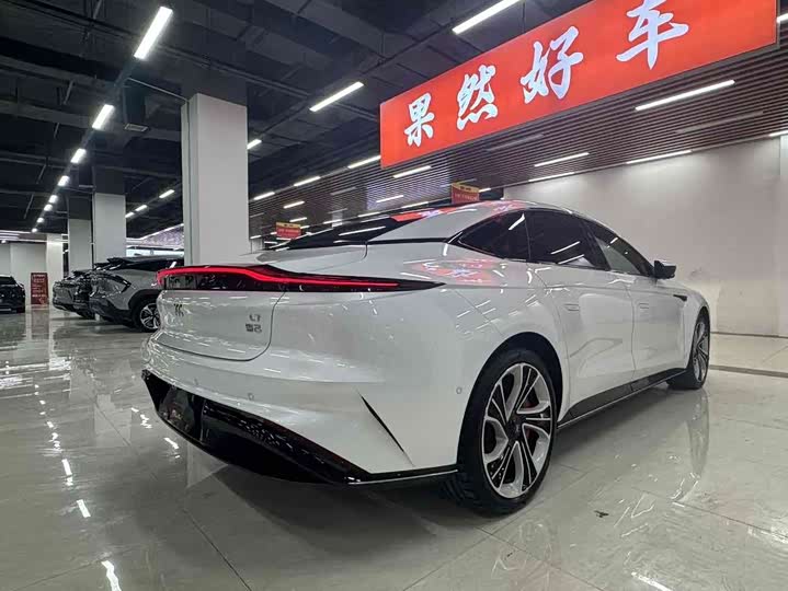 Фото 2 - IM motors L7