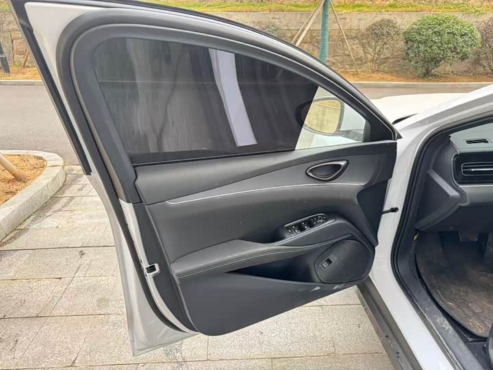 Фото 5 - BYD Seal 06 Hybrid/EV