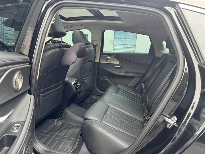 Фото 6 - Chery Arrizo 8